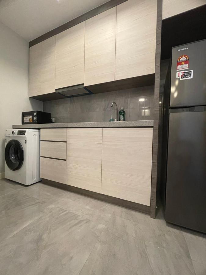 Imperio.Res - Near To Jonker & Mall - Pool View Malacca Exterior foto